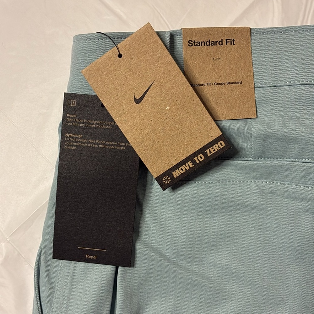 Nike Men's Light Aqua Flat Front Golf Shorts - Picture 2 of 6